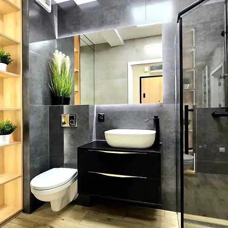 Apartament Kosciuszki W Centrum Parking Podziemny Winda Klimatyzacja דירה